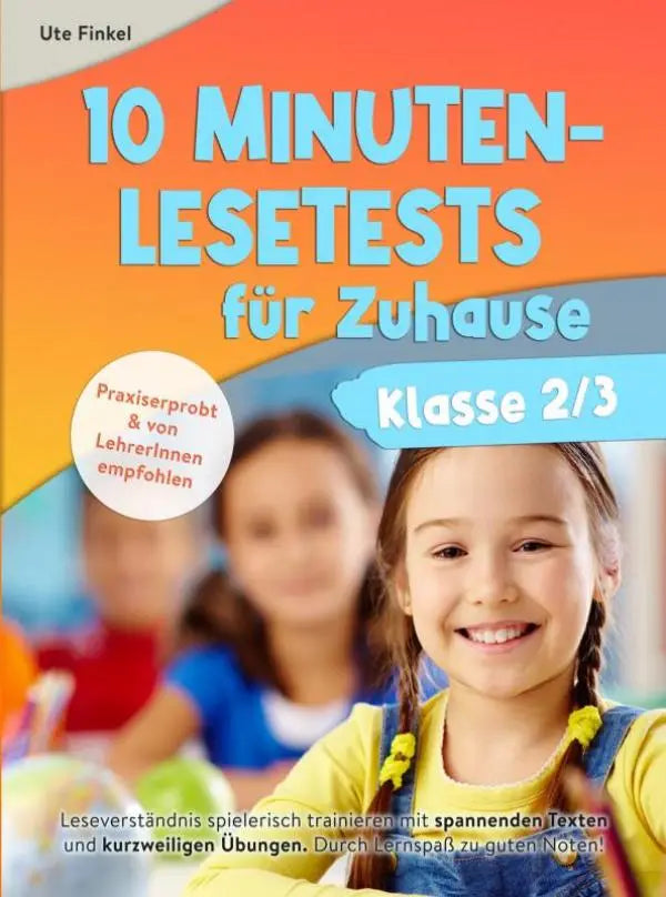 Fel oranjerode en blauwe omslag van een duits leeswerkboek voor kinderen klasse 2/3 met een lachend meisje, spielerisch trainieren mit spannenden teksten