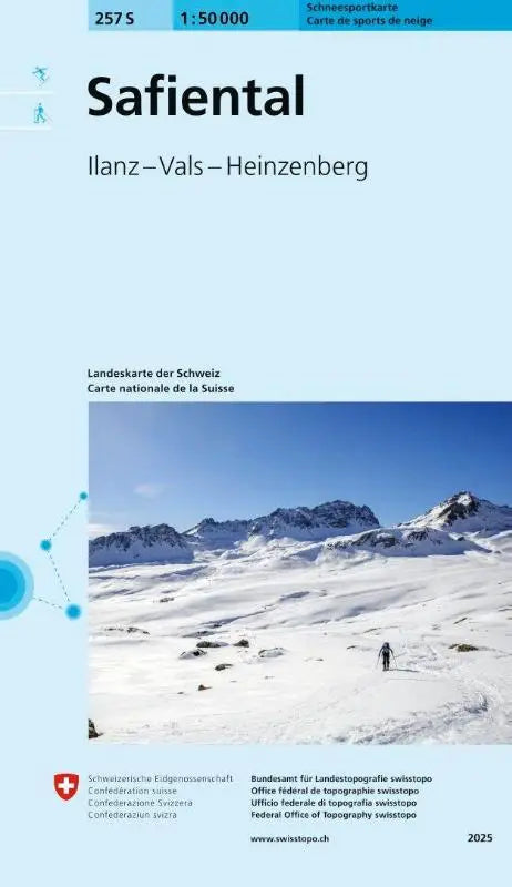 257s safiental schneesportkarte met scherpe sneeuwbedekte bergtoppen onder een heldere blauwe lucht