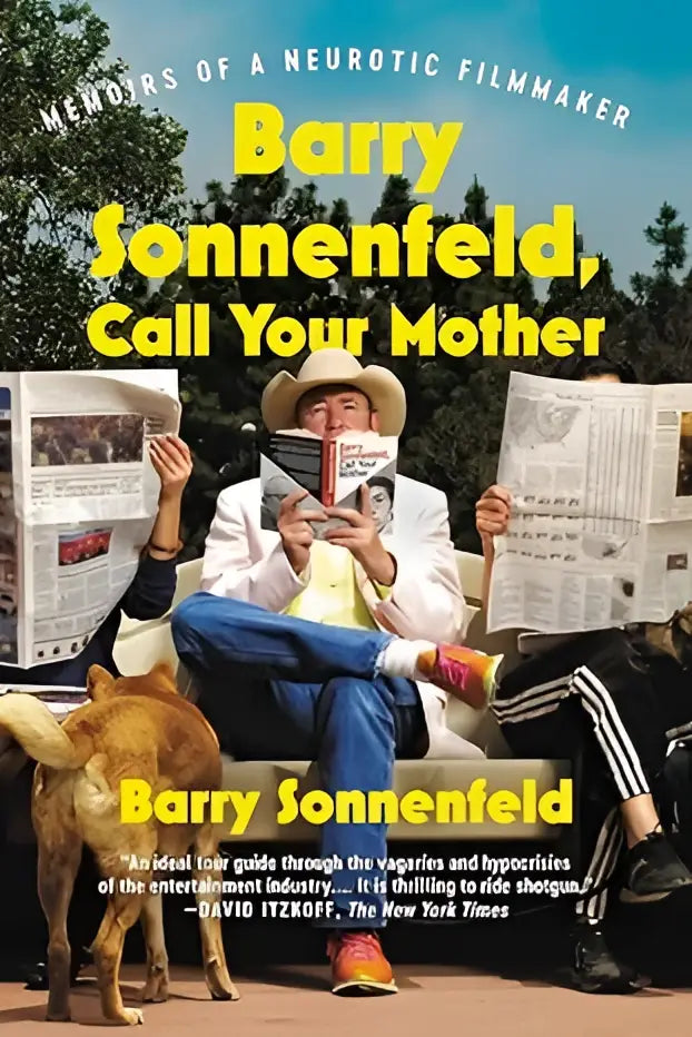 Boekcover van barry sonnenfeld call your mother met een man in een wit pak en cowboyhoed lezend naast twee honden