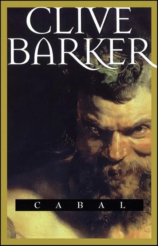 Boek cover van cabal met een donker portret van een bebaarde man met intense ogen en krullend haar op zwarte achtergrond