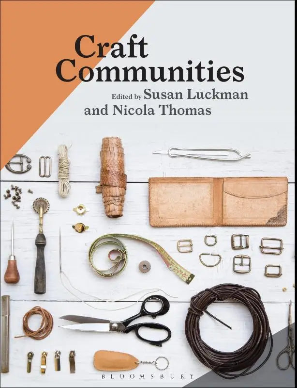 De cover van het boek craft communities met de titel in zwarte letters, bewerkt door susan luckman en nicola thomas