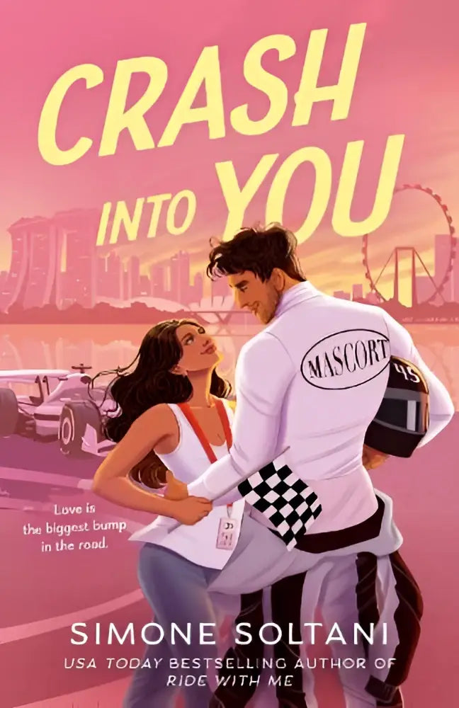 De boekcover crash into you toont de titel in gele letters met een man en vrouw die omhelzen op een racebaan