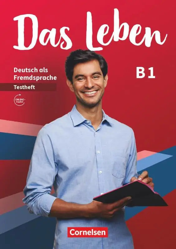 Een lachende man in een lichtblauw overhemd houdt een open zwart testheft van reeks das leben vast tegen een rode achtergrond