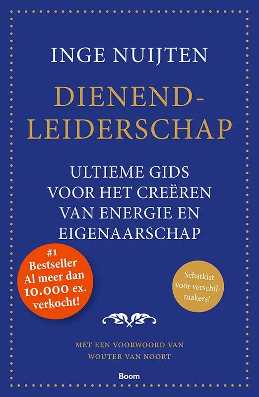 Deep blue boekcover met gouden letters en witte versieringen van dienend leiderschap ultieme gids door inge nuijten