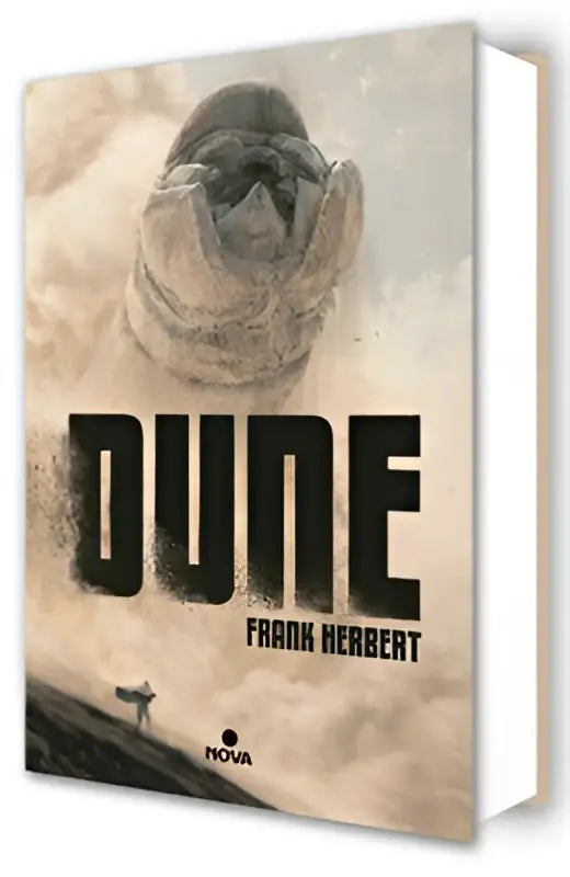 De edición ilustrada dune spanish edition toont een monochrome afbeelding van een woestijnfiguur in beschermende uitrusting