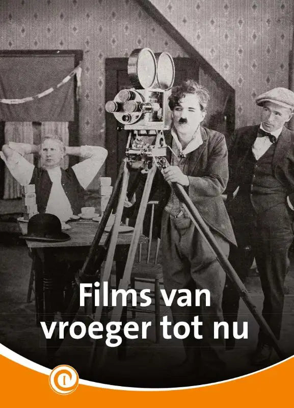 Vintage filmcamera met twee grote cirkelvormige lenzen en mechanische onderdelen voor jonge lezers films van vroeger tot nu