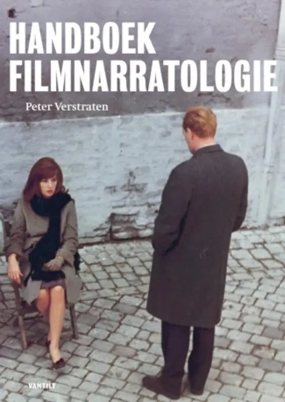 Cover van het boek handboek filmnarratologie van peter verstraten met vrouw in grijze jas en man in donker overjas