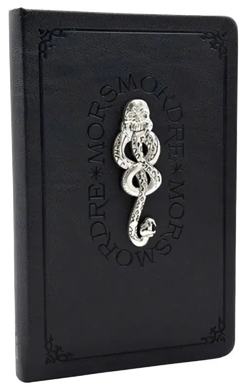 Zwart leren hardcover journal met zilveren slangembleem en inscriptie draco morbus harry potter dark mark
