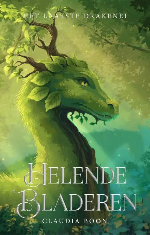 Een groene, met bladeren bedekte draak met een boomachtig hoofd verschijnt uit het bos op de helende bladeren cover van het laatste drakenei