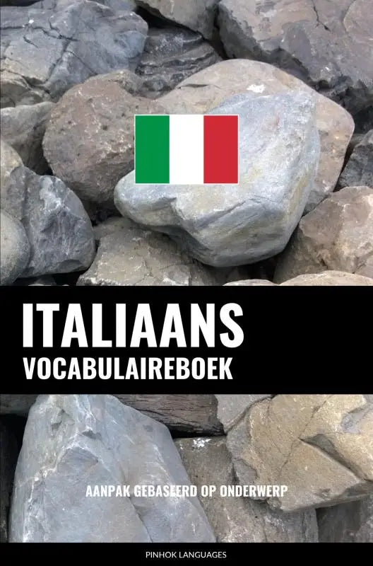 Italiaans vocabulaireboek met groen wit rood vlag emblem op de kaft en een aanpak gebaseerd op onderwerp methode