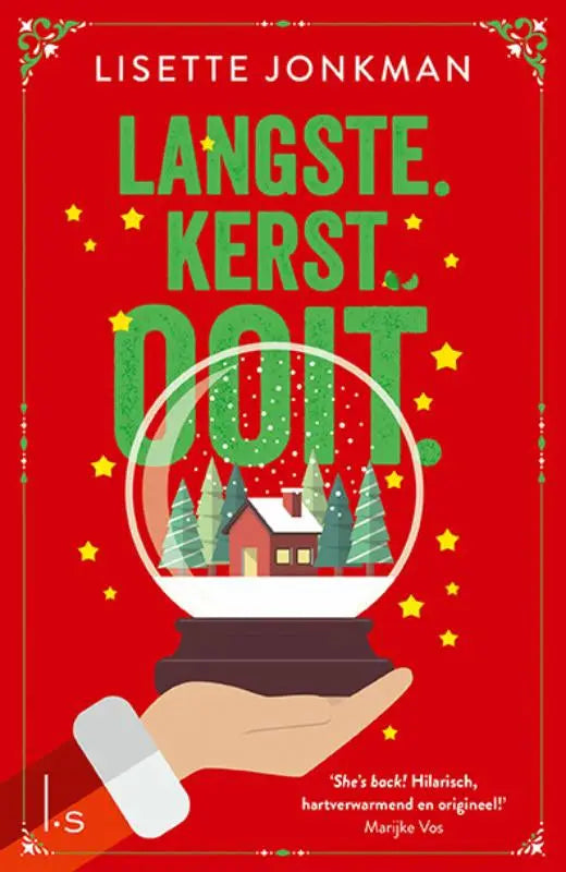 Een levendig rode boekomslag van langste kerst ooit met een groene sneeuwbol met huis en pijnbomen in een hand