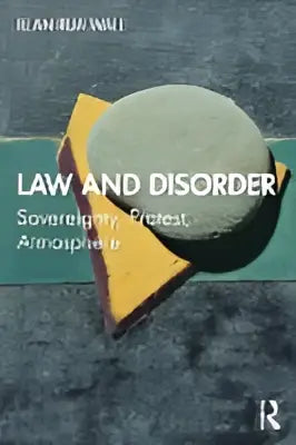 De boekcover van Law and disorder toont een minimalistisch ontwerp met witte titel op donkergrijze achtergrond