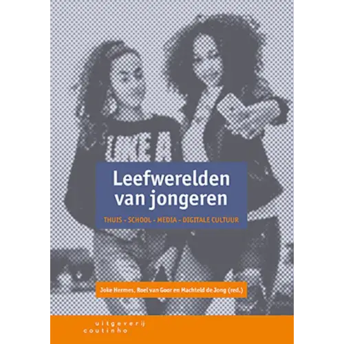 Boekcover Leefwerelden van jongeren met halftonefoto twee meisjes en titeltekst