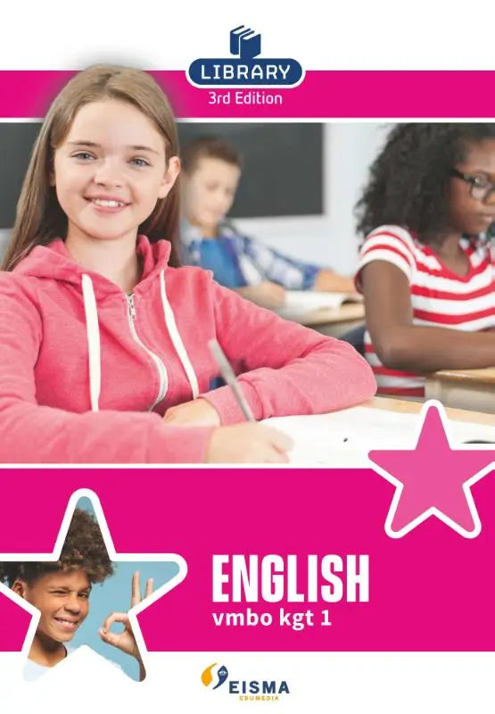 Meisje in een klaslokaal draagt een roze hoodie met witte drawstrings, ideaal voor bibliotheekgebruik