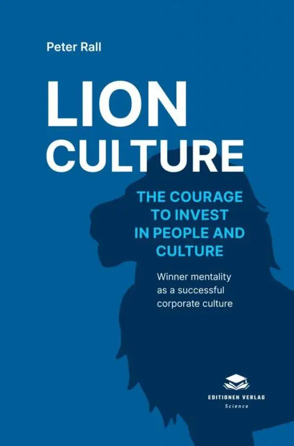 Blauw boek lion culture met een leeuwensilhouet en de nadruk op de courage to invest in people and culture