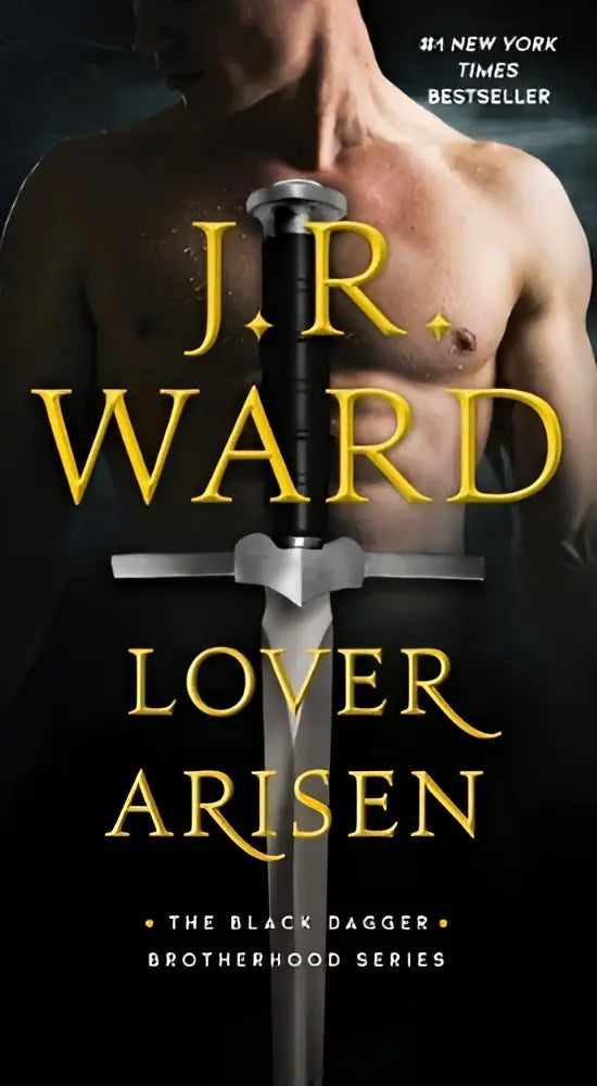 Cover van lover arisen toont een zwarte handgreep en zilveren blad van the black dagger tegen gespierde torso