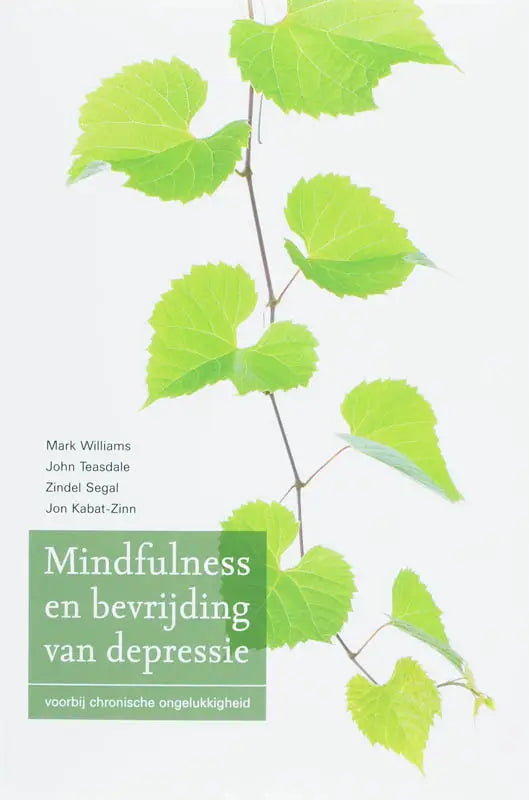 Groene druivenbladeren op witte achtergrond bij mindfulness en bevrijding van depressie tegen chronische ongelukkigheid
