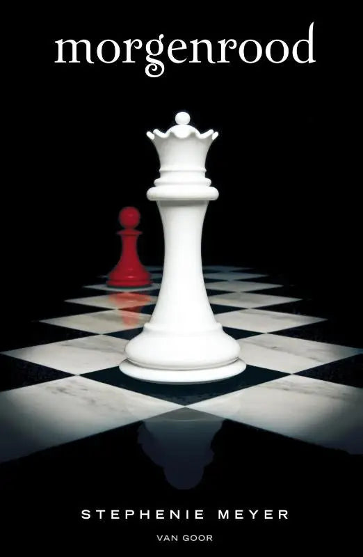 Witte glanzende schakerkoningin van morgenrood op zwart-wit dambord met focus op stephenie meyer