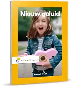 Gele omslag van het boek nieuw geluid met foto van lachend meisje met roze ukelele voor kunstzinnige vorming hoger