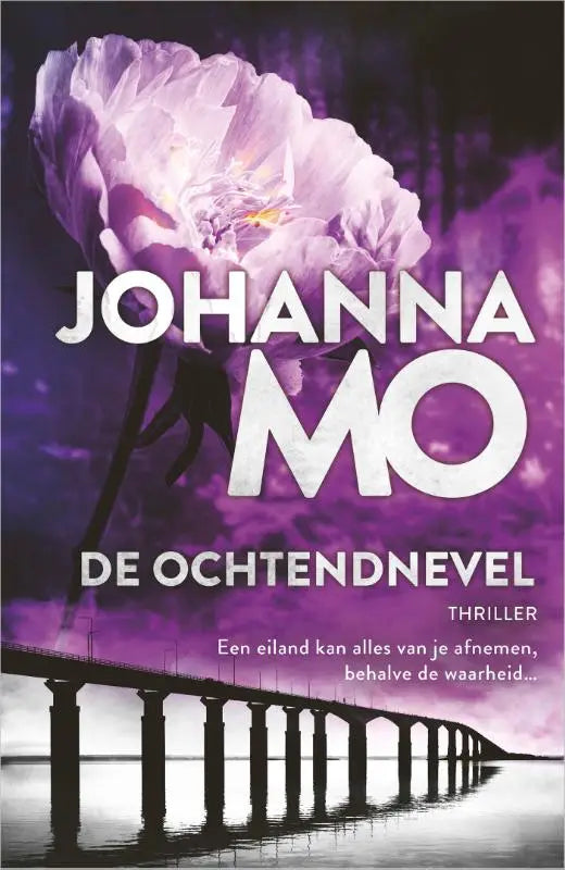 De ochtendnevel boek met een levendige paarse pioenroos op een sfeerige paarse achtergrond