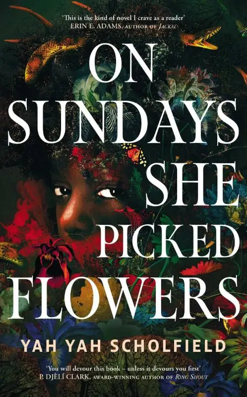 De boekcover van on sundays she picked flowers toont een portret van een donkere vrouw omgeven door rode en groene bloemen