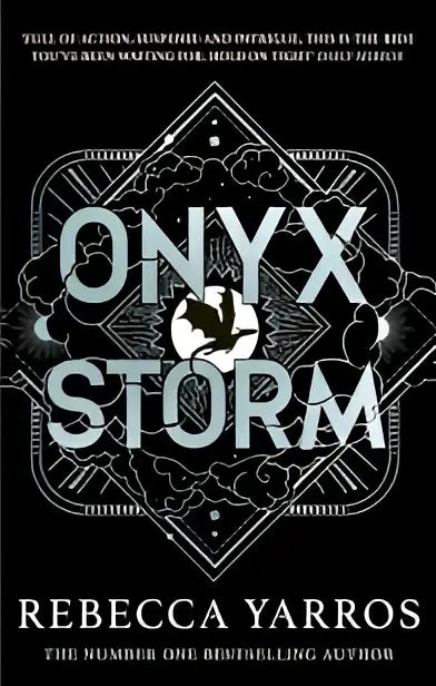 Zwart boekomslag met zilveren geometrisch ontwerp en titel onyx storm in een gestileerd lettertype