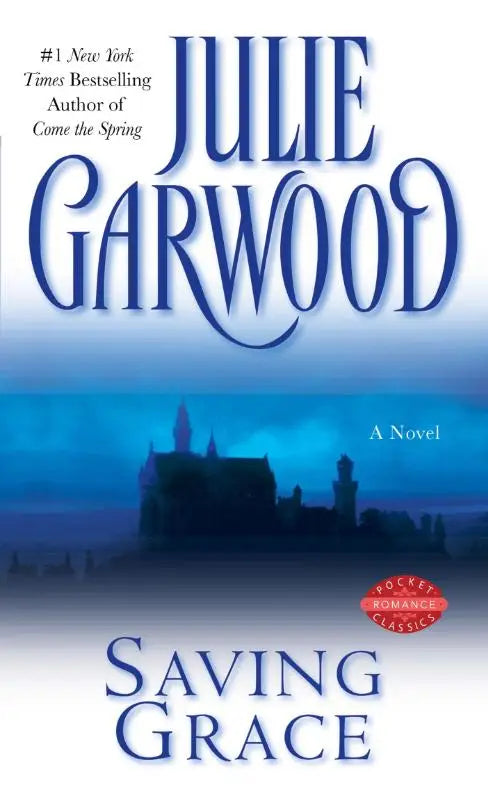 Blauw boek omslag saving grace van julie garwood met silhouet van kasteel tegen schemerhemel