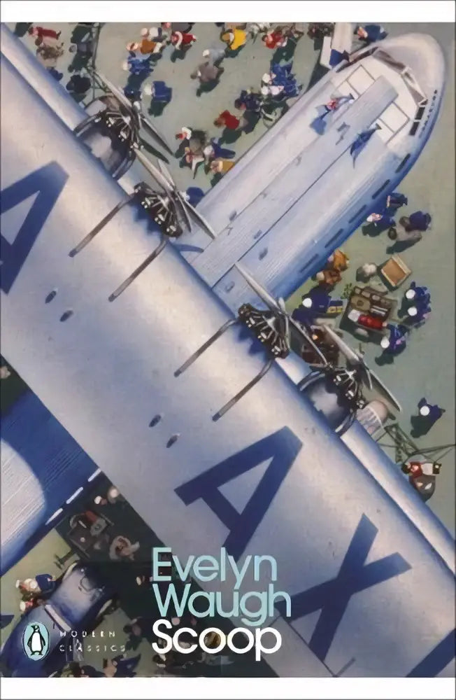 De cover van scoop door evelyn waugh is een penguin classic heeft een modern ontwerp en gaat over journalisten