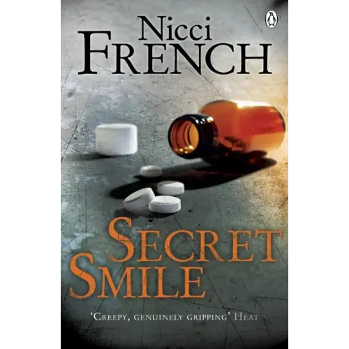 Secret smile - secret smile - boek