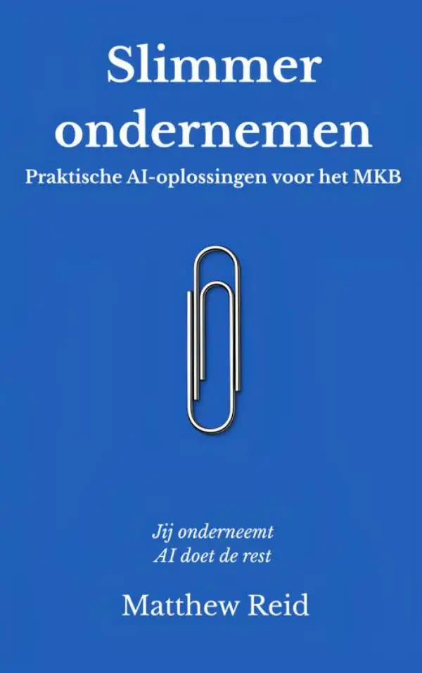 Blauw boekcover slimmer ondernemen met een zilveren paperclip en praktische ai-oplossingen voor het mkb