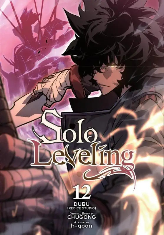 De cover van solo leveling volume 12 manga met een dynamische illustratie in levendige roze en oranje tinten