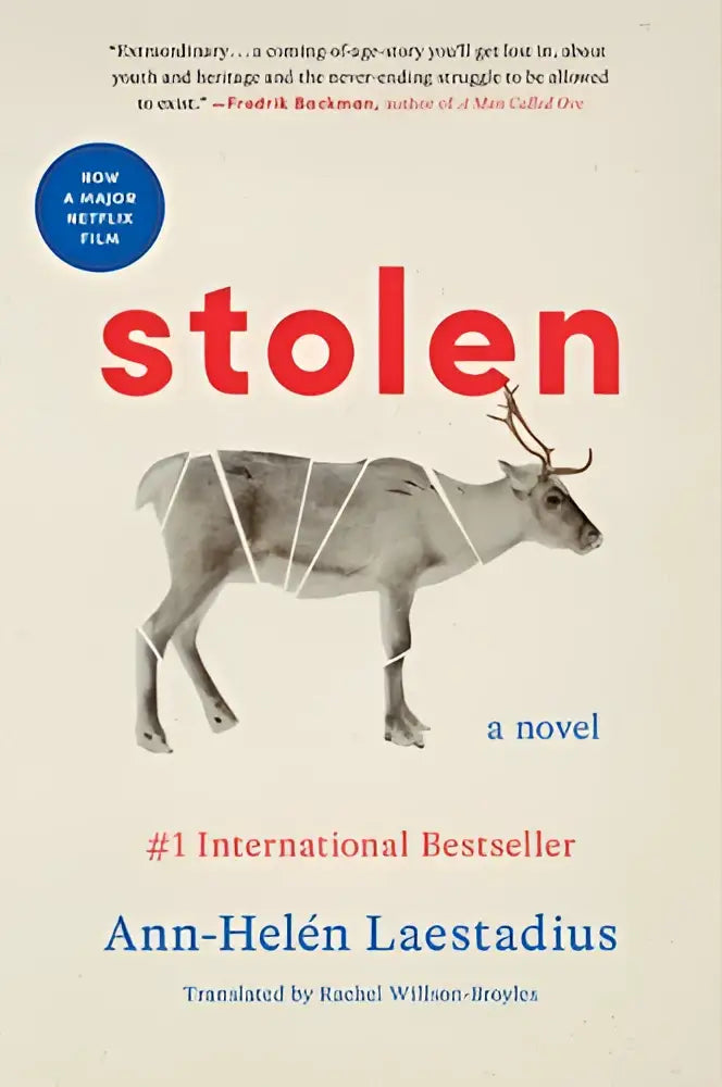 De cover van het boek stolen toont de titel in rood met een zwart-wit illustratie van een gereënde rendier met witte lijnen