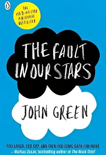 The fault in our stars van John Green is een paperback boek met een felblauwe omslag en opvallende zwart-witte tekst