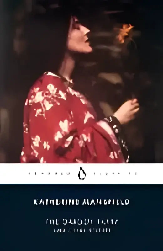 Dit is een klassieke paperback van Penguin Books met een rood-gouden bloemrijke omslag voor The Garden Party