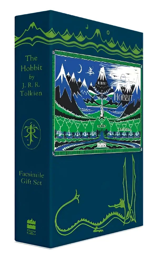 Diepblauw hardcoverboek the hobbit facsimile gift edition met groene en witte illustratie van berglandschap