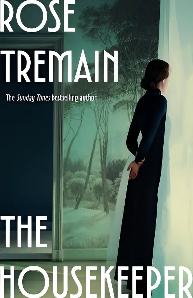 The housekeeper van rose tremain hardcover met moody cover van vrouw in zwarte jurk voor raam met sneeuwlandschap, historische romance