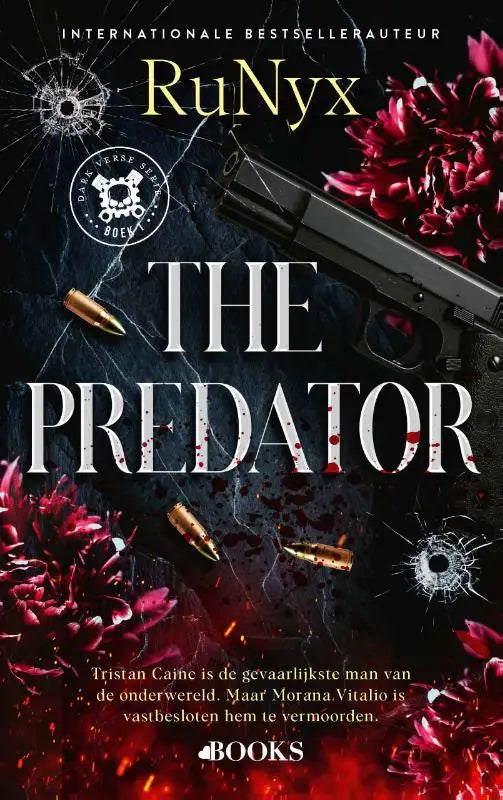 Zwarte handgun the predator met metalen loop en trekker liggend diagonaal op donkere verse textuur