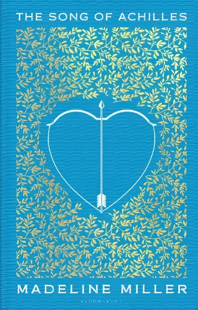 The song of achilles door madeline miller is een hardcover boek met een blauw omslag en goudkleurige bladpatronen