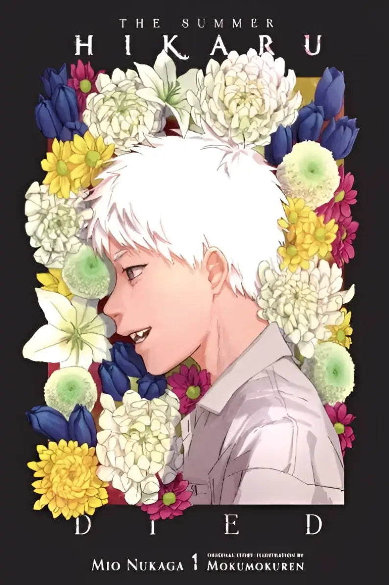 De cover van the summer hikaru died vol 1 manga met witharig personage en kleurrijke bloemen tegen donkere achtergrond