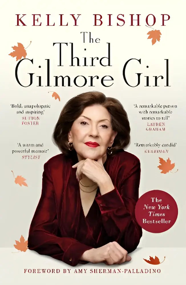 De derde gilmore girl boekomslag toont een portret van kelly bishop in een bordeauxrode fluwelen jurk met herfstbladeren