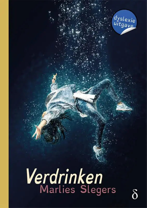 De boekcover van Verdrinken toont een persoon onder water met donkere kleding en witte sneakers