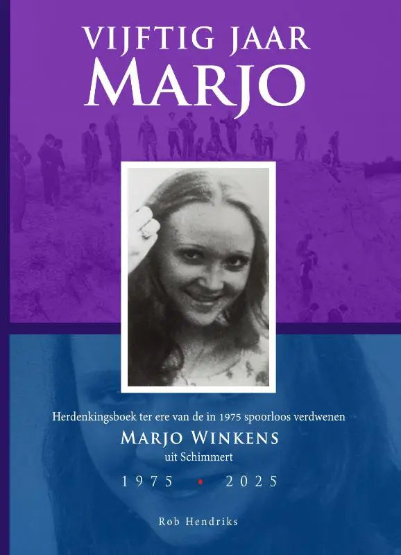 Paars-blauw boekcover met zwart-wit portret van marjo winkens en titel vijftig jaar marjo herdenkingsboek ter ere