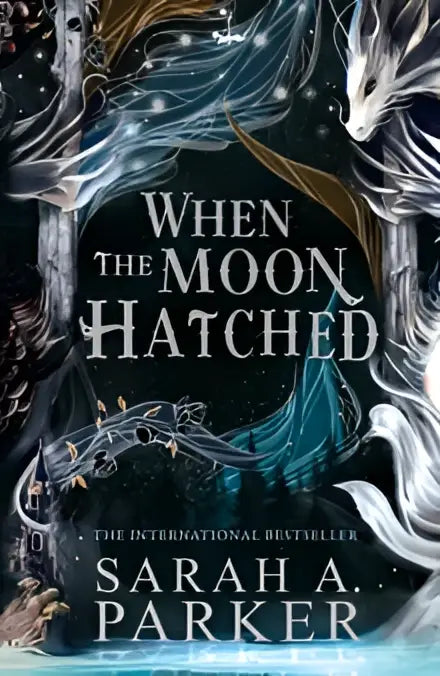 Boekcover van when the moon hatched door sarah a parker met donkere achtergrond en kleurrijke illustratie
