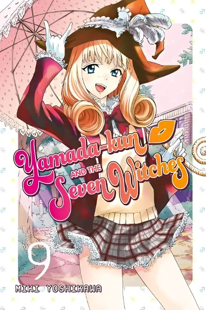 De cover van het manga volume yamada-kun & the seven witches 9 toont een blonde anime meisje in een heksenkostuum
