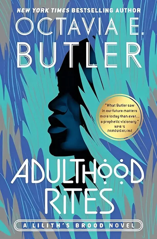 De boekcover van adulthood rites liliths brood 2 toont een zwarte silhouet van een vrouw tegen blauwgroene bladpatronen