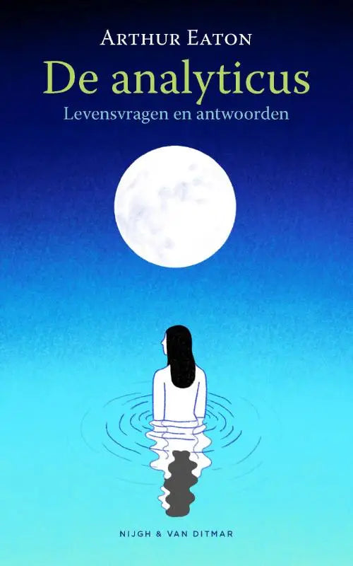 De analyticus boekomslag met een minimalistische vrouw in blauw water onder volle maan levensvragen en antwoorden