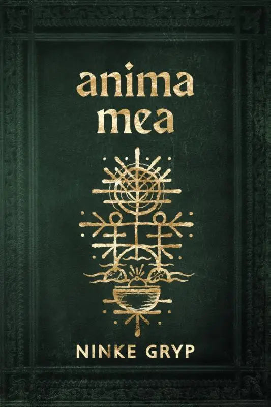 Donkergroene omslag van het boek anima mea met goudfolie tekst en ingewikkeld geometrisch ontwerp