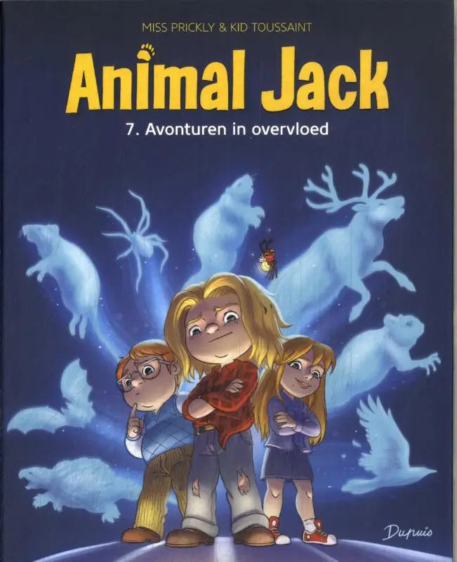 De cover van animal jack stripboek toont drie kinderen op een globe met blauwe dierenfiguren tegen donkere achtergrond