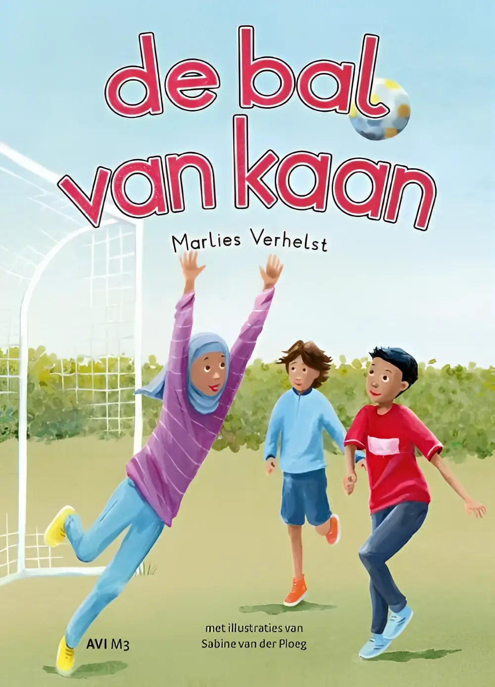 Cover van de nederlandstalig hardback de bal van kaan door marlies verhelst met keeper in paars gestreept shirt en blauwe hijab