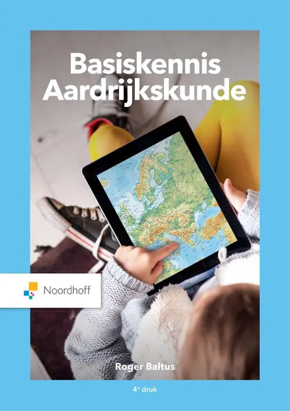 Zwart omlijnde tablet met gedetailleerde topografische kaart van Europa voor Basiskennis aardrijkskunde